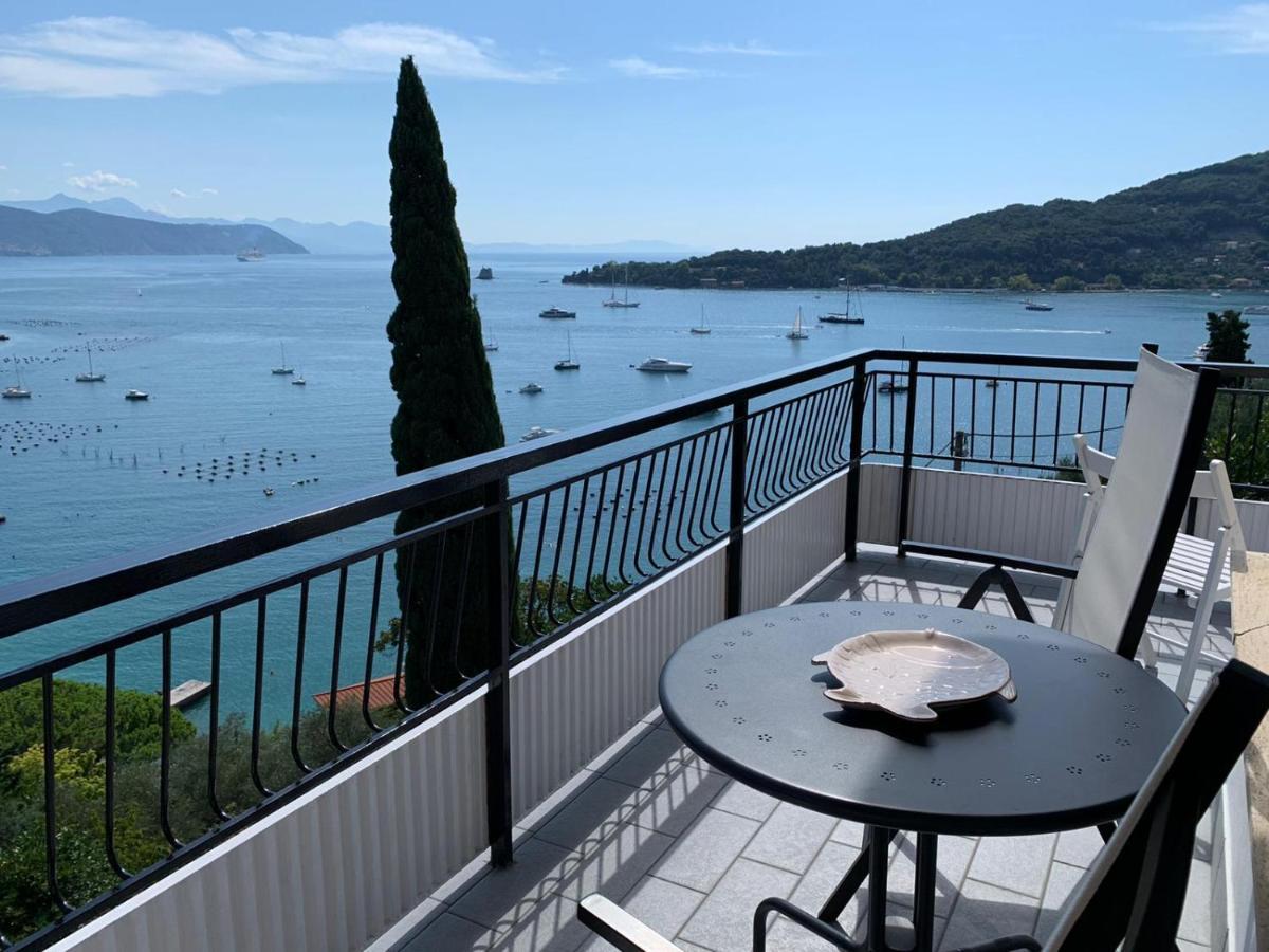 포르토베네레 La Terrazza Sul Golfo 아파트 외부 사진
